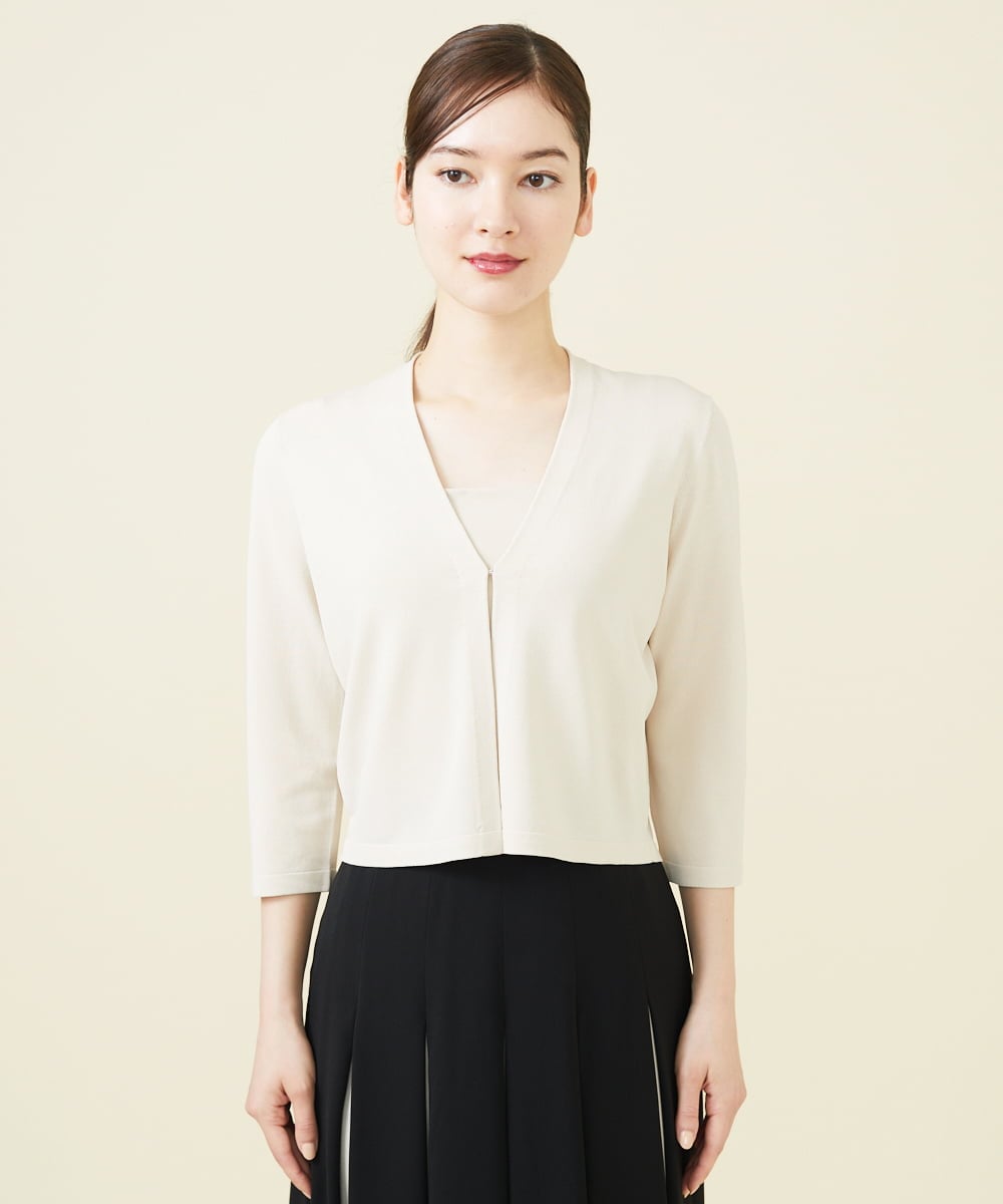 GBSJV03270 Sybilla(シビラ) Vネックショートカーディガン アイボリー