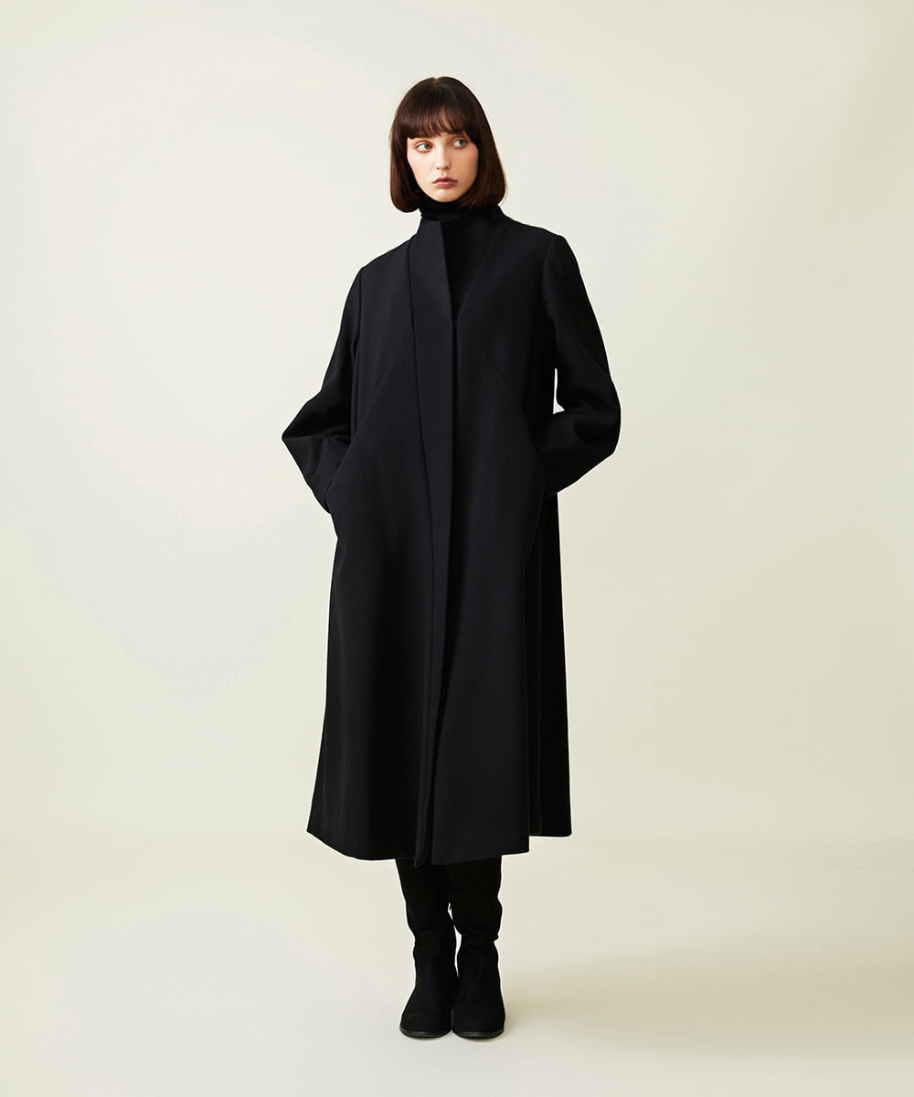 GBUAI09900 Sybilla(シビラ) 【先行予約】デザインスリーブロングコート ブラック