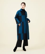 GBUCX13900 Sybilla(シビラ) 【blue&black】バイカラーパッチワークコート ブルー×ブラック