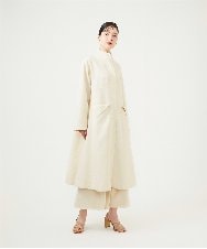 GBUEE29800 Sybilla(シビラ) スタンドカラーAラインコート アイボリー