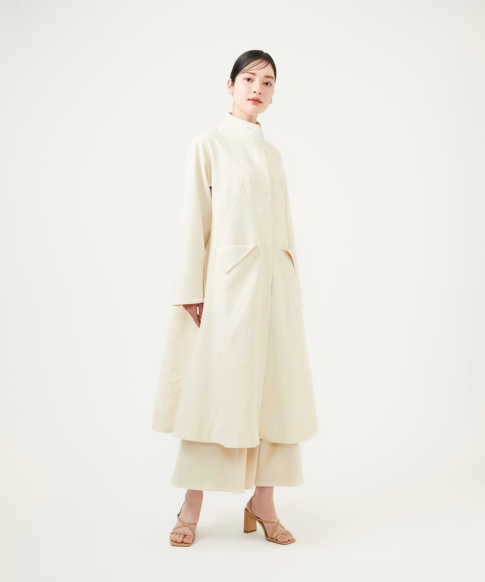 GBUEE29800 Sybilla(シビラ) スタンドカラーAラインコート アイボリー