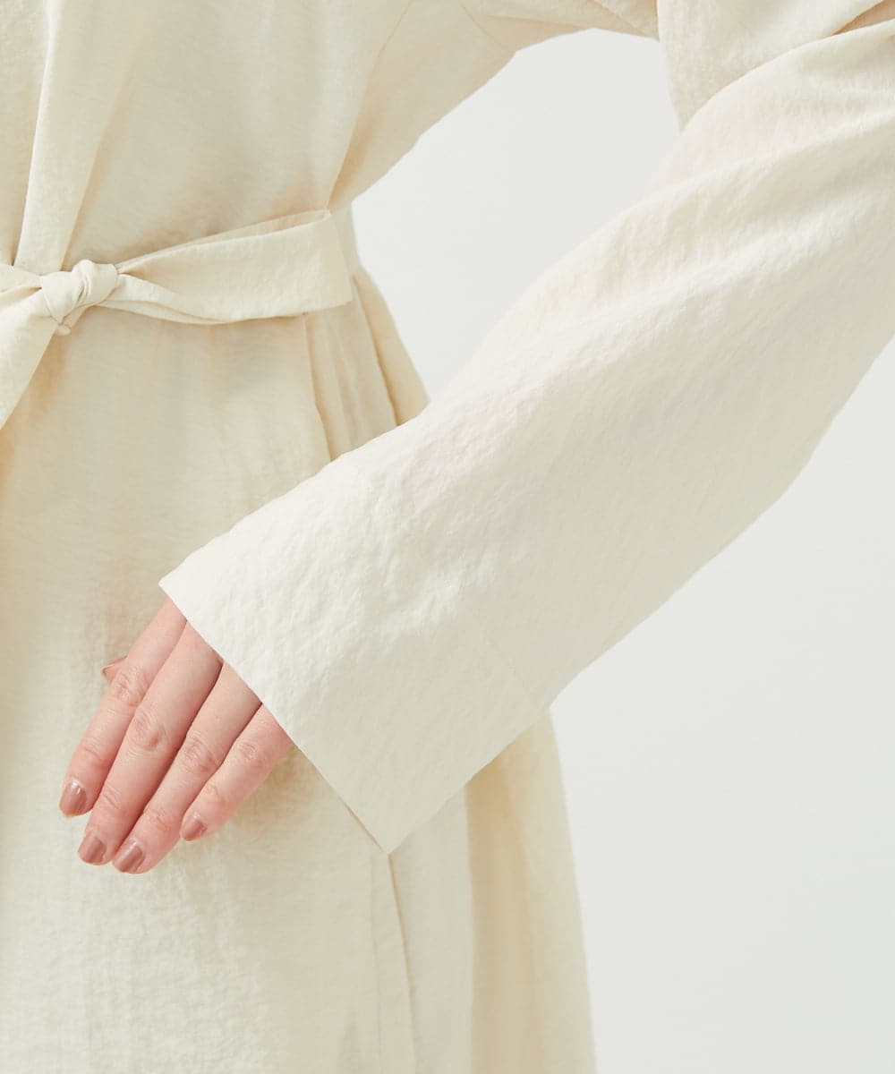 GBUGE05900 Sybilla(シビラ) シルクナイロンロングコート ライトベージュ