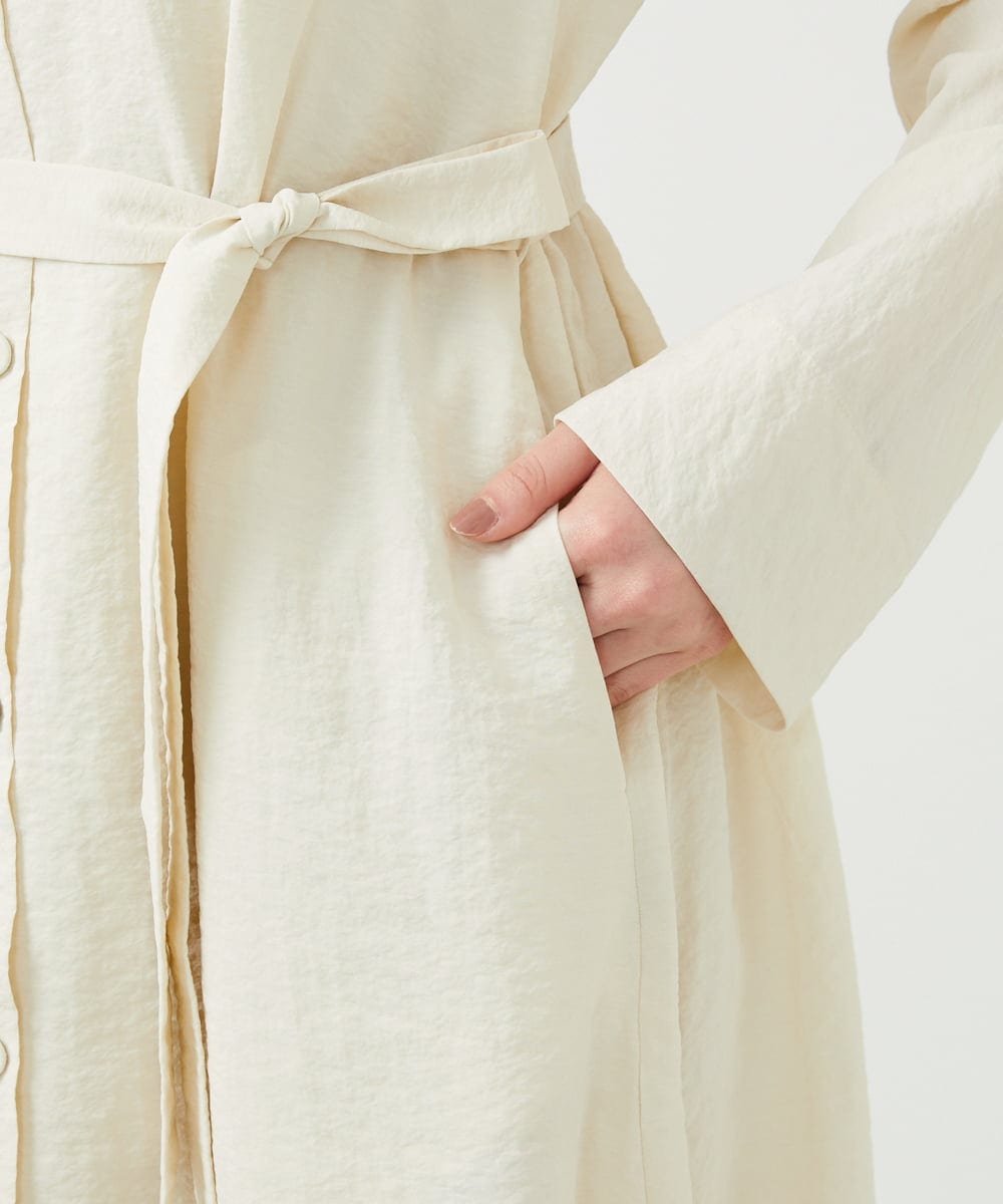 GBUGE05900 Sybilla(シビラ) シルクナイロンロングコート ライトベージュ