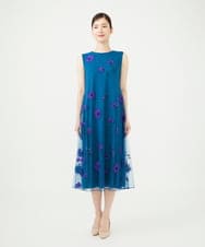 GDEAG90800 Sybilla(シビラ) 【WEB限定色あり】マーガレット刺繍チュールドレス 【WEB限定】ブルー