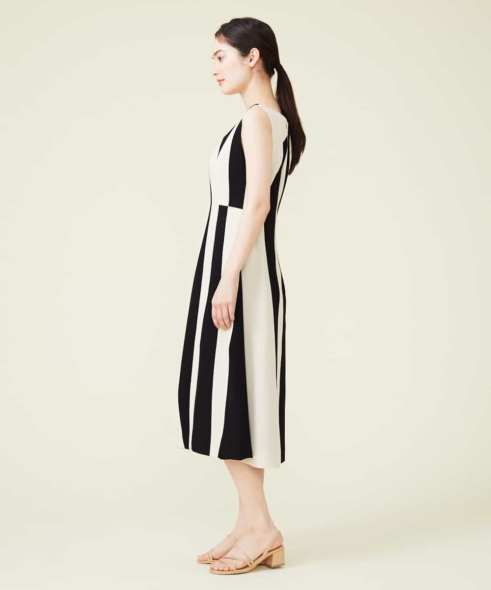 GDEGQ09690 Sybilla(シビラ) バイカラーウェーブデザインドレス ブラック