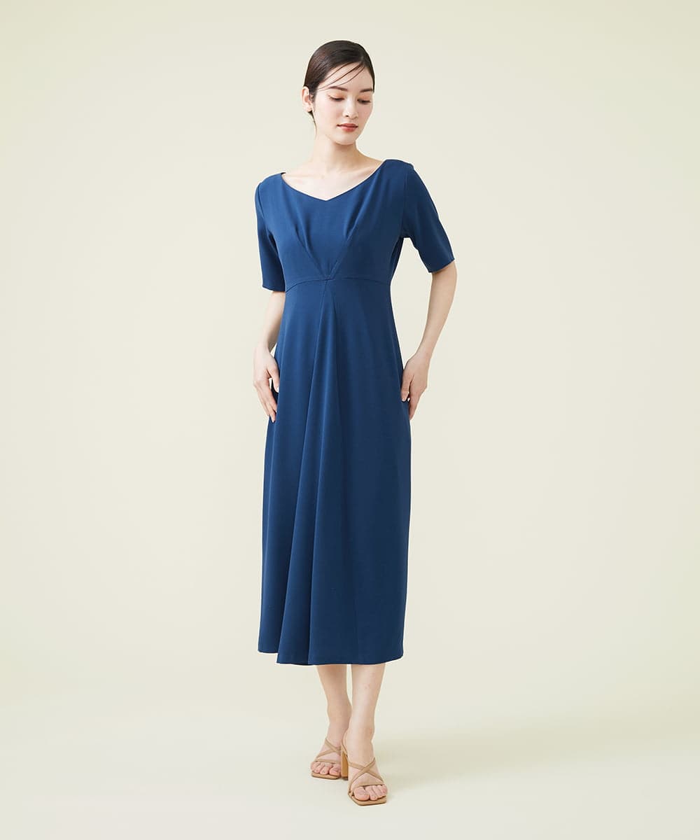 SYBILLA DRESS】タックデザインフレアドレス(ドレス) Sybilla(シビラ)｜イトキンオンラインストア