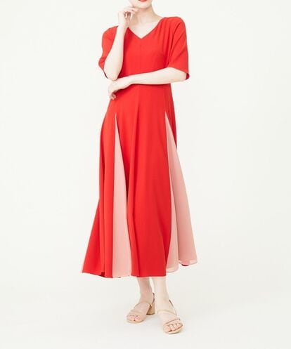 GDEHM09600 Sybilla バイカラープリーツドレス