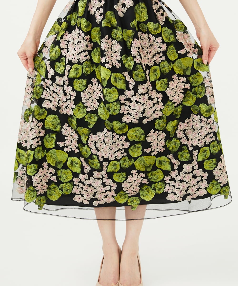 GDHAD90600 Sybilla(シビラ) アジサイ刺繍チュールスカート ブラック