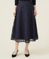 GDHET17690 Sybilla(シビラ) ケミカルフラワーレーススカート ネイビー