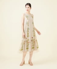 GDPEV95630 Sybilla(シビラ) フラワー刺繍チュールノースリーブドレス ベージュ