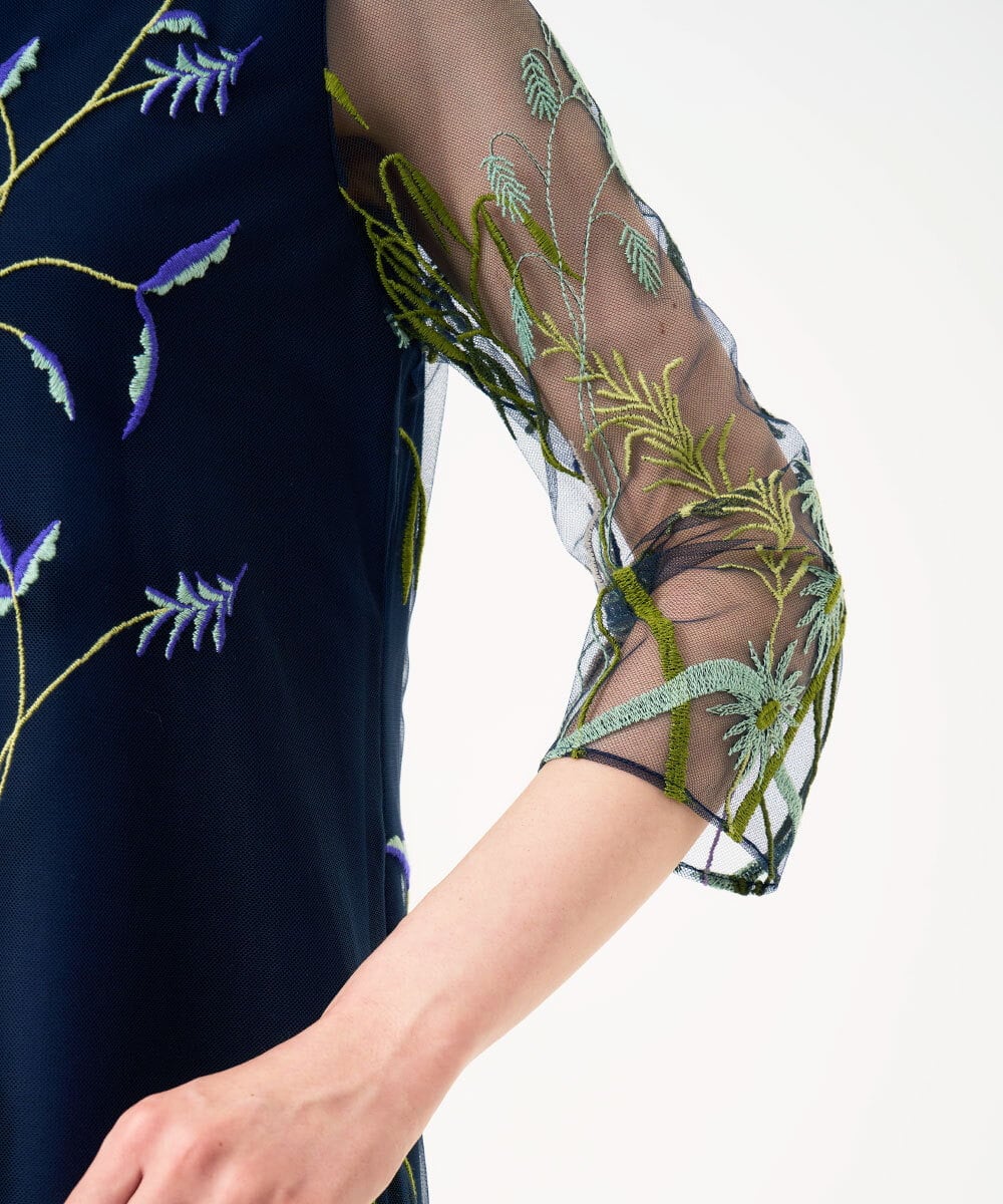 GDPGE91800 Sybilla(シビラ) リーフ刺繍チュールドレス(7分袖) ネイビー