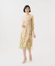 GDPGE91800 Sybilla(シビラ) リーフ刺繍チュールドレス(7分袖) ベージュ