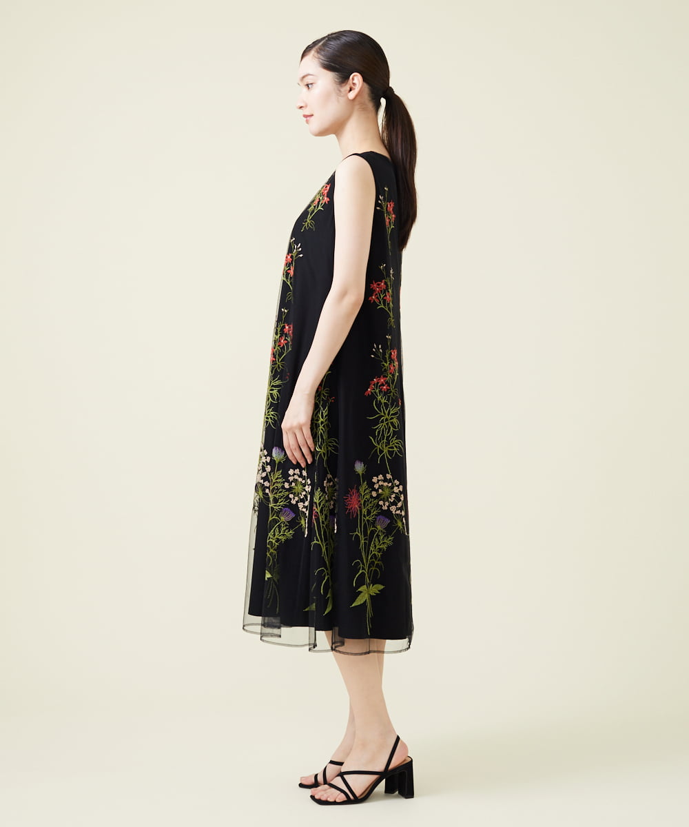 GDPJS22630 Sybilla(シビラ) フラワー刺繍チュールノースリーブドレス ブラック×カラー刺繍