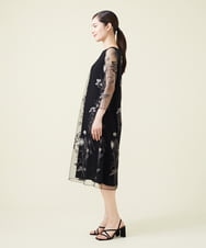 GDPJS23630 Sybilla(シビラ) フラワー刺繍チュールスリーブドレス ブラック×モノトーン刺繍