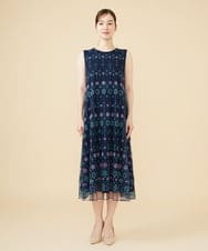 GDPJW03690 Sybilla(シビラ) ジオメトリックフラワー刺繍チュールドレス ネイビー