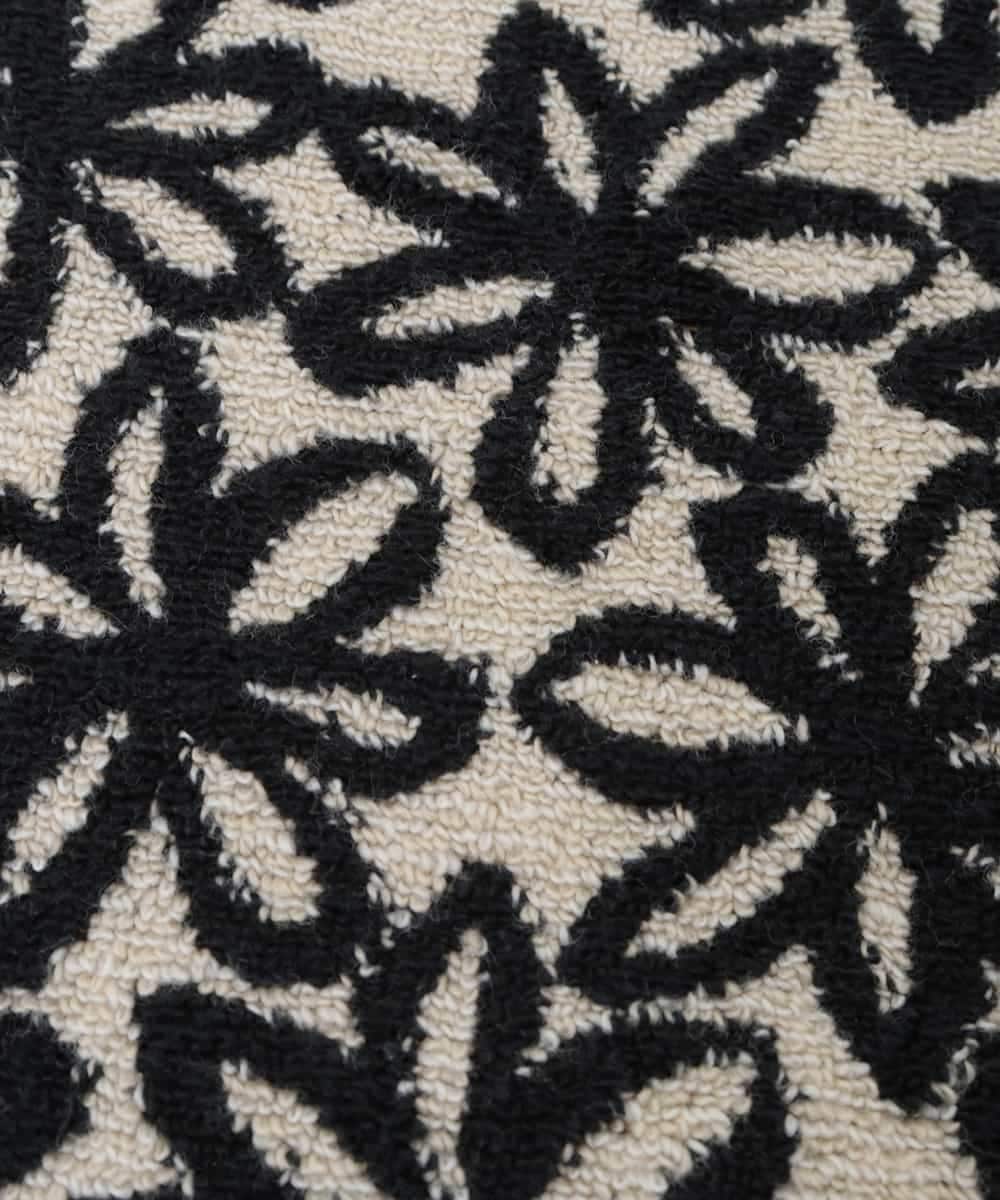 GE9AV05006 Sybilla(シビラ) ステッチパイピングフラワータオルハンカチ アイボリー