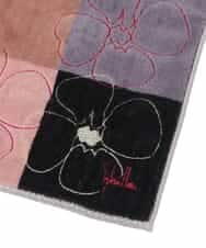 GE9GV05006 Sybilla(シビラ) ブロッキングカラーフラワー刺繍ハンカチ ブラック