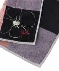 GE9GV05006 Sybilla(シビラ) ブロッキングカラーフラワー刺繍ハンカチ ブラック