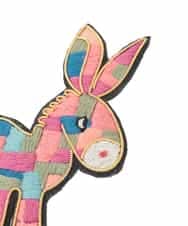 GG2DE31045 Jocomomola(ホコモモラ) ロバ インド刺繍ブローチ ピンク