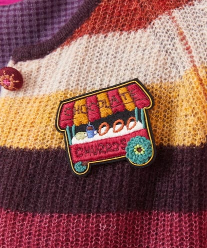 GG2JW32040 Jocomomola ワゴンモチーフ刺繍デザインブローチ