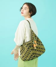 GG5FA31160 Jocomomola(ホコモモラ) タッセル付きペーパーバッグ グリーン