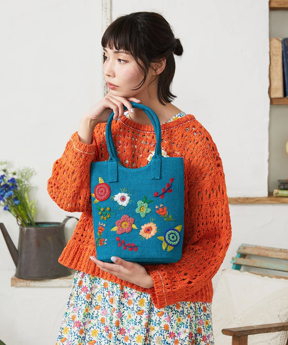 GG5FD30140 Jocomomola(ホコモモラ) フラワービーズ刺繍トートバッグ ライトブルー