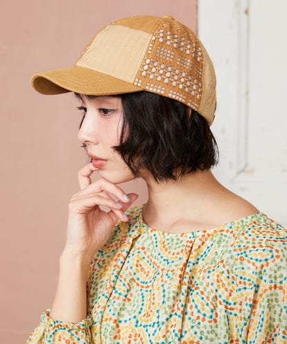 GG7DE31080 Jocomomola パッチレース切り替えデザインキャップ