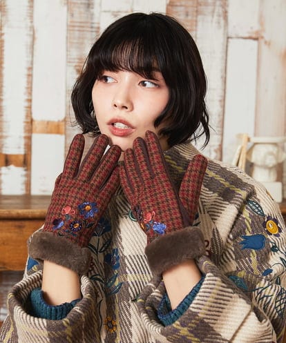 GGTAD30090 Jocomomola フラワーエンブロイダリーグローブ