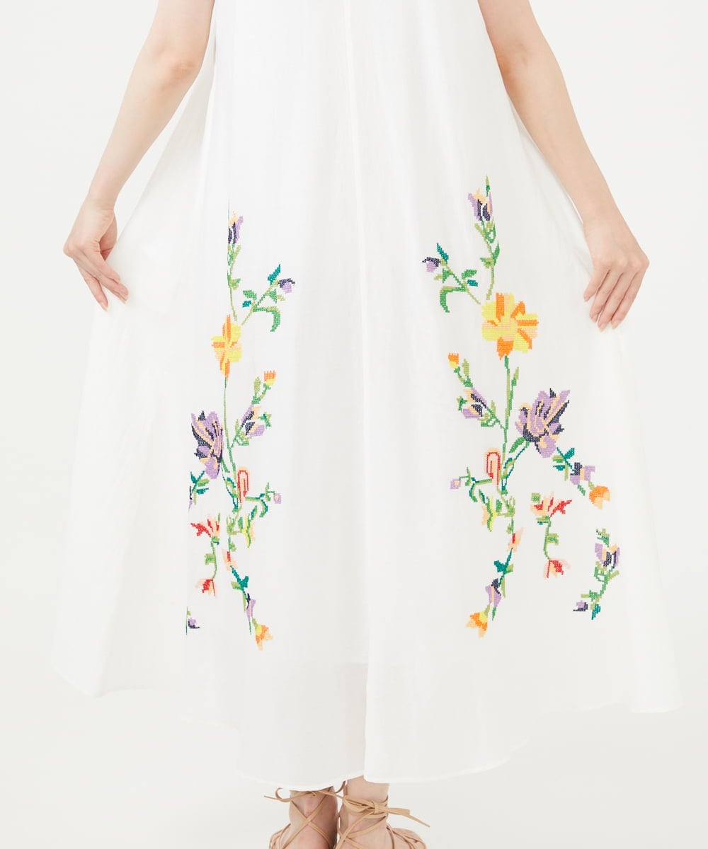 Sybilla シビラ　リネン　花柄刺繍ワンピース ベルト付き　キャミソール付き PLAYA】フラワークロスステッチドレス(ワンピース) | Sybilla(シビラ