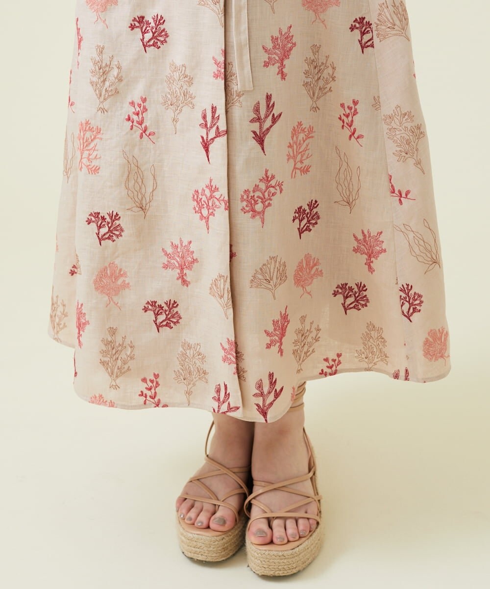 GHHGU01490 Sybilla(シビラ) サンゴモチーフ刺繍スカート ベージュ