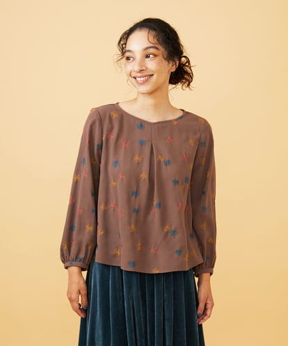 GJBAD50240 Jocomomola Estrella ハートネックフラワー刺繡ブラウス