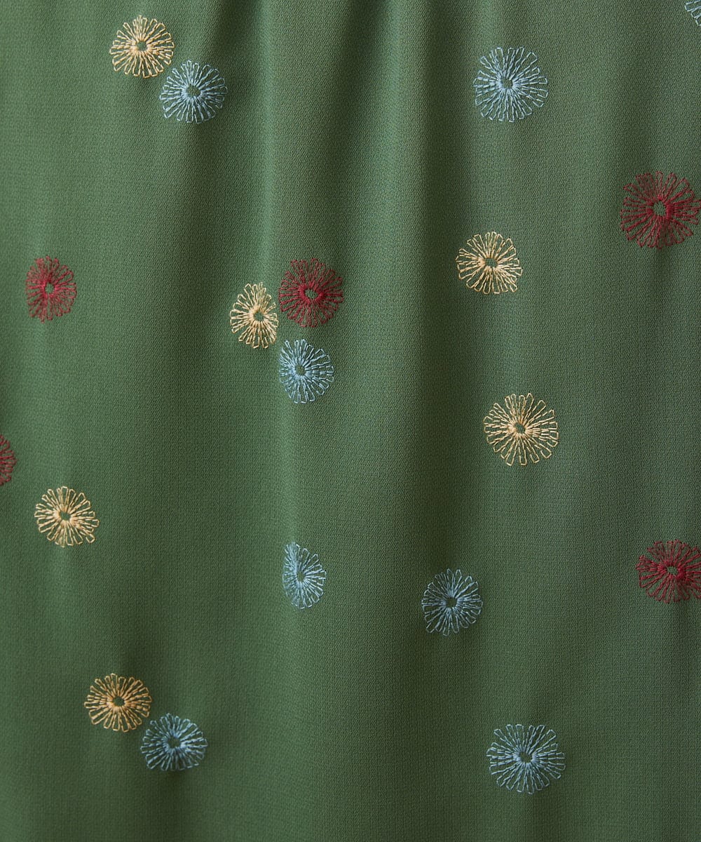 GJBAD50240 Jocomomola(ホコモモラ) Estrella ハートネックフラワー刺繡ブラウス グリーン