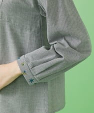 GJBCA33200 Jocomomola(ホコモモラ) 千鳥チェック フラワー刺繍ブラウス ブラック×ホワイト