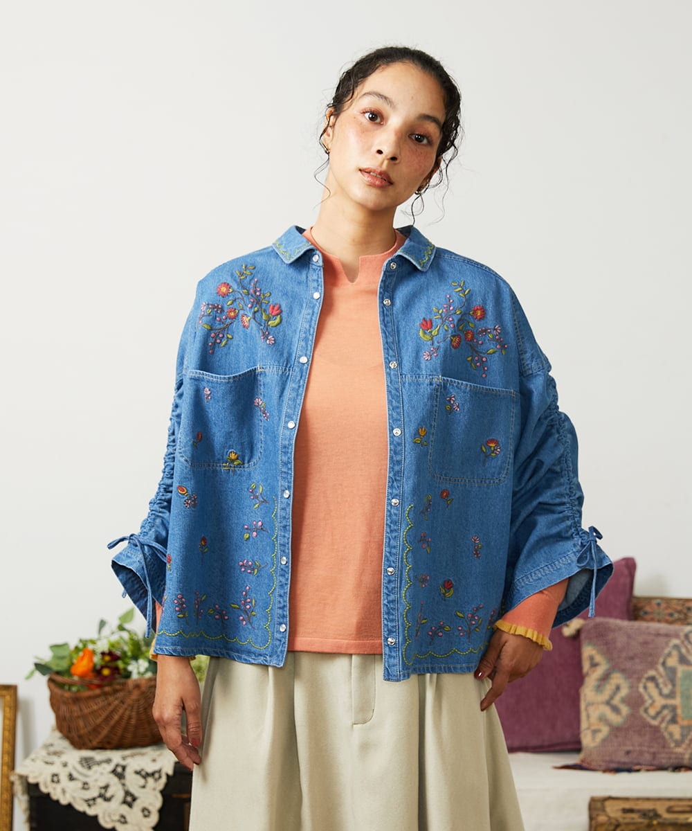 GJBCD01250 Jocomomola(ホコモモラ) El galgo フラワー刺繍デニムシャツ ブルー