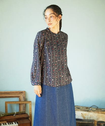 GJBCD30200 Jocomomola Escala de floral プリントブラウス