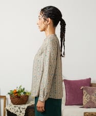 GJBCD30200 Jocomomola(ホコモモラ) Escala de floral プリントブラウス ベージュ