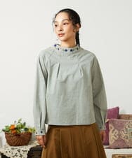 GJBCD33200 Jocomomola(ホコモモラ) 【2WAY】Flor pequena チェックフラワー刺繍ブラウス グリーン