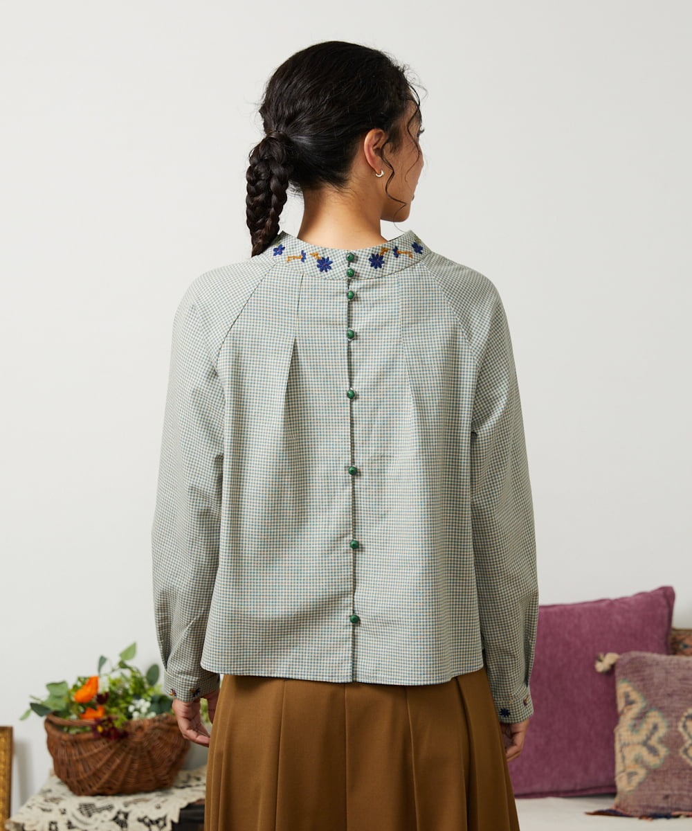 GJBCD33200 Jocomomola(ホコモモラ) 【2WAY】Flor pequena チェックフラワー刺繍ブラウス グリーン