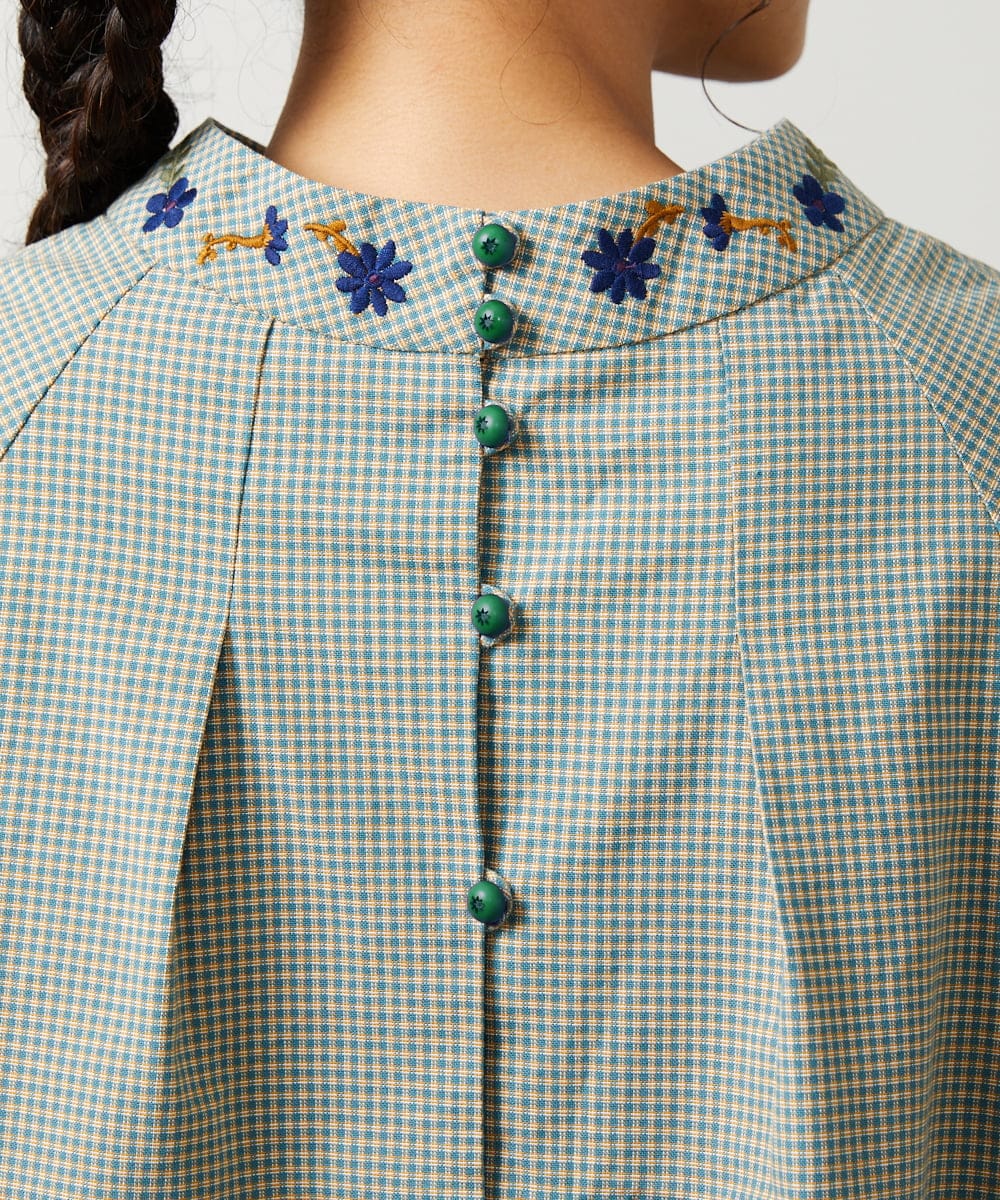 GJBCD33200 Jocomomola(ホコモモラ) 【2WAY】Flor pequena チェックフラワー刺繍ブラウス グリーン
