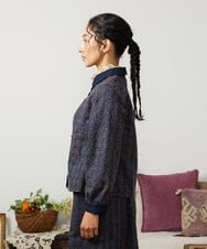 GJBCD50250 Jocomomola(ホコモモラ) Escudos 幾何調総刺繍ブラウス ネイビー