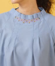GJBCV31180 Jocomomola(ホコモモラ) ボイル タック刺繍ブラウス ライトブルー