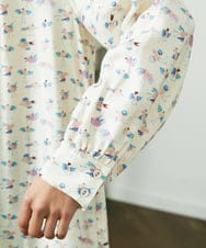 GJBDD01220 Jocomomola(ホコモモラ) Palminos ビックカラー鳥プリントロングブラウス アイボリー