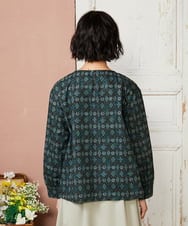 GJBDD32200 Jocomomola(ホコモモラ) Hidalgo 幾何調プリントブラウス ブラック