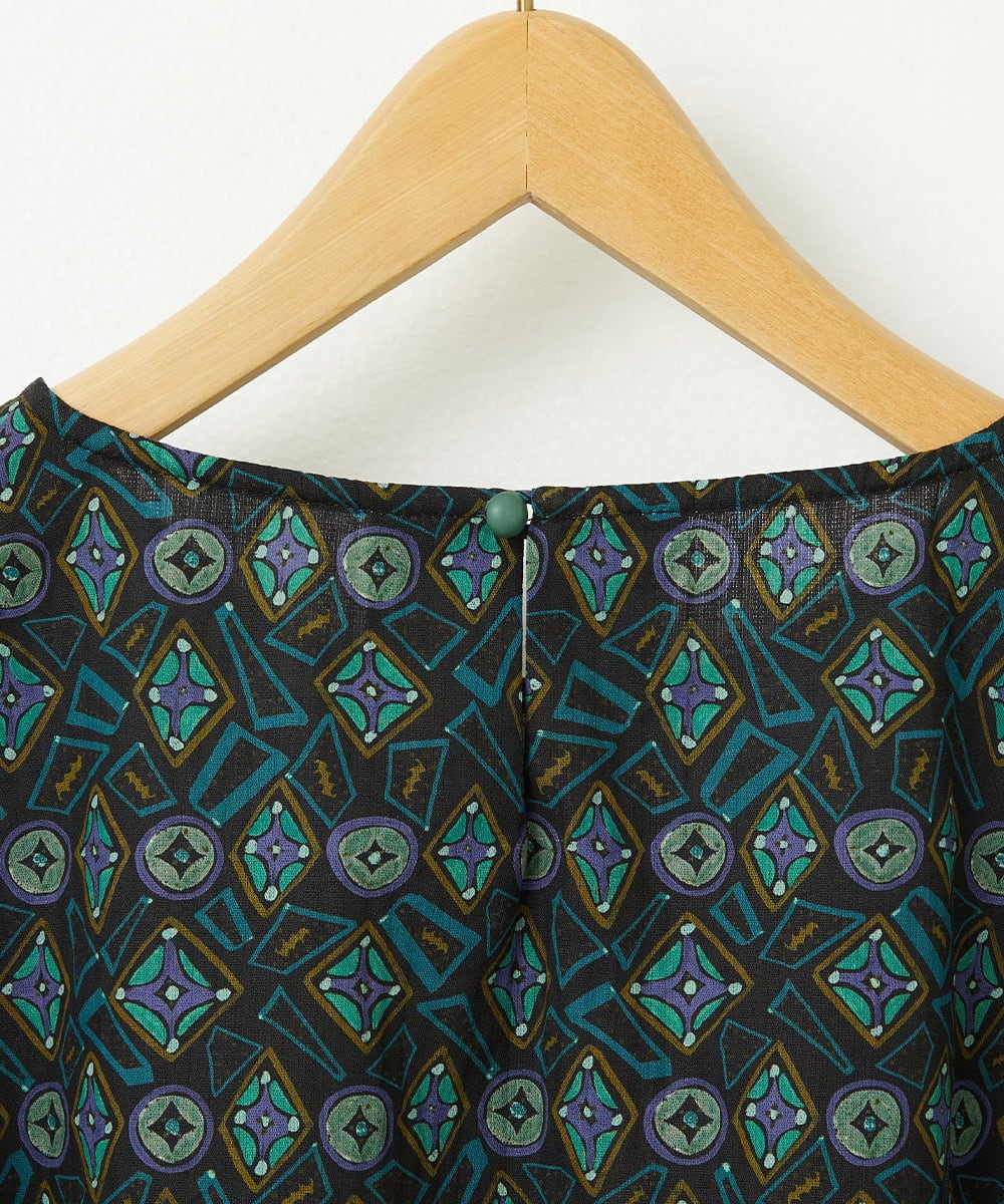 GJBDD32200 Jocomomola(ホコモモラ) Hidalgo 幾何調プリントブラウス ブラック