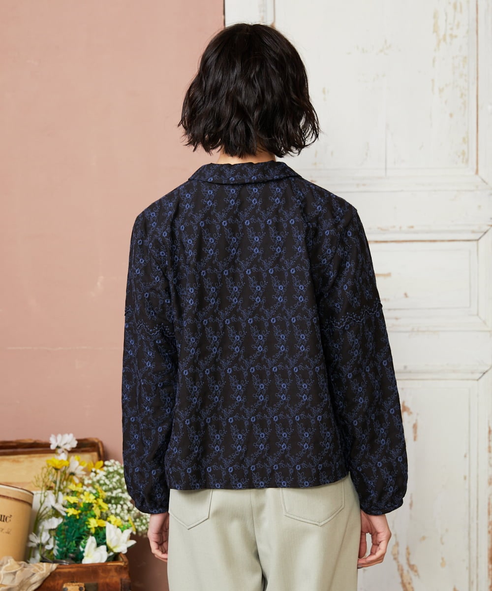 GJBDE41240 Jocomomola(ホコモモラ) フラワースカラップ総刺繍ブラウス ブラック