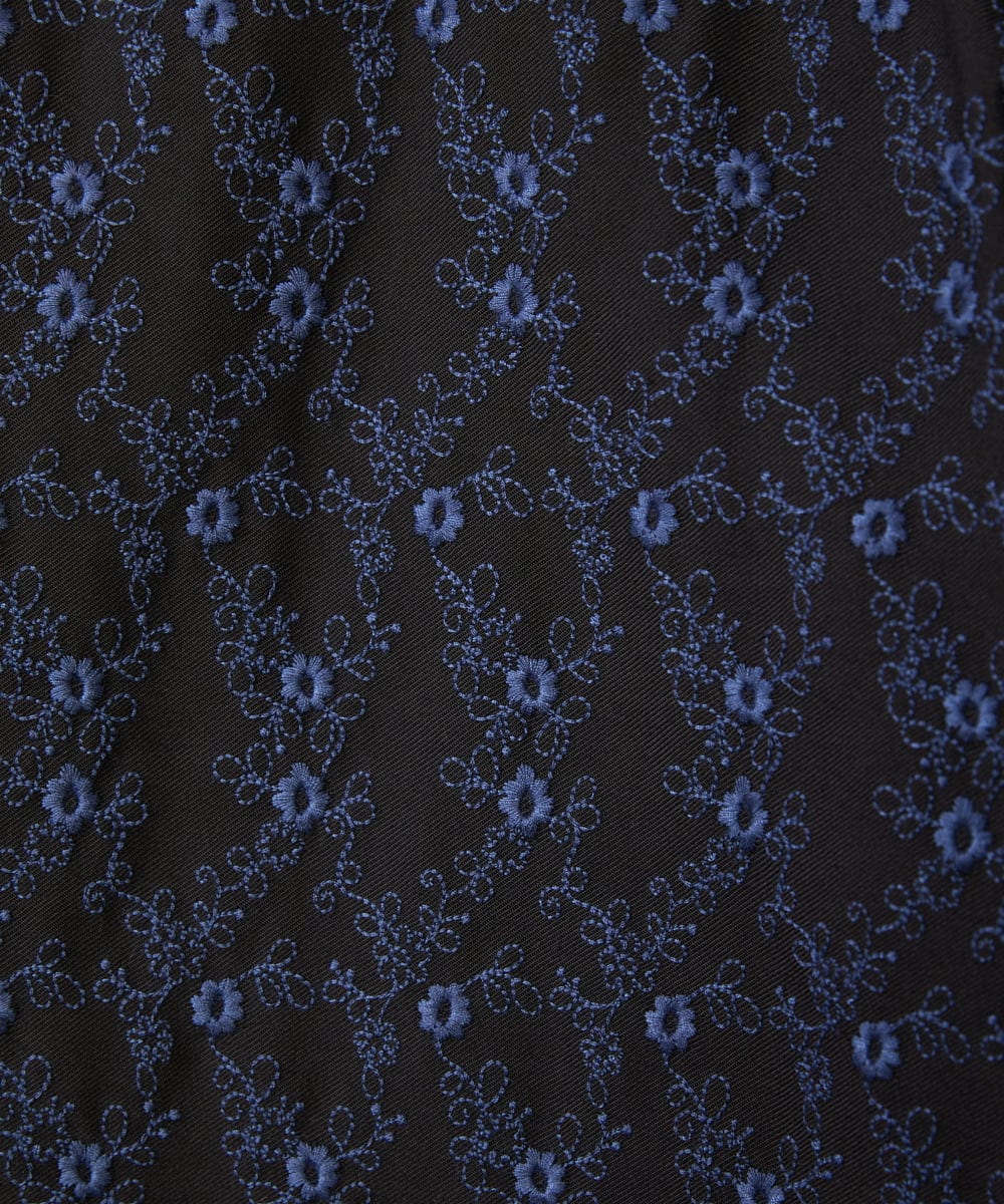 GJBDE41240 Jocomomola(ホコモモラ) フラワースカラップ総刺繍ブラウス ブラック