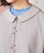 GJBDE44180 Jocomomola(ホコモモラ) RIO 襟付き楊柳ブラウス ライトグレー