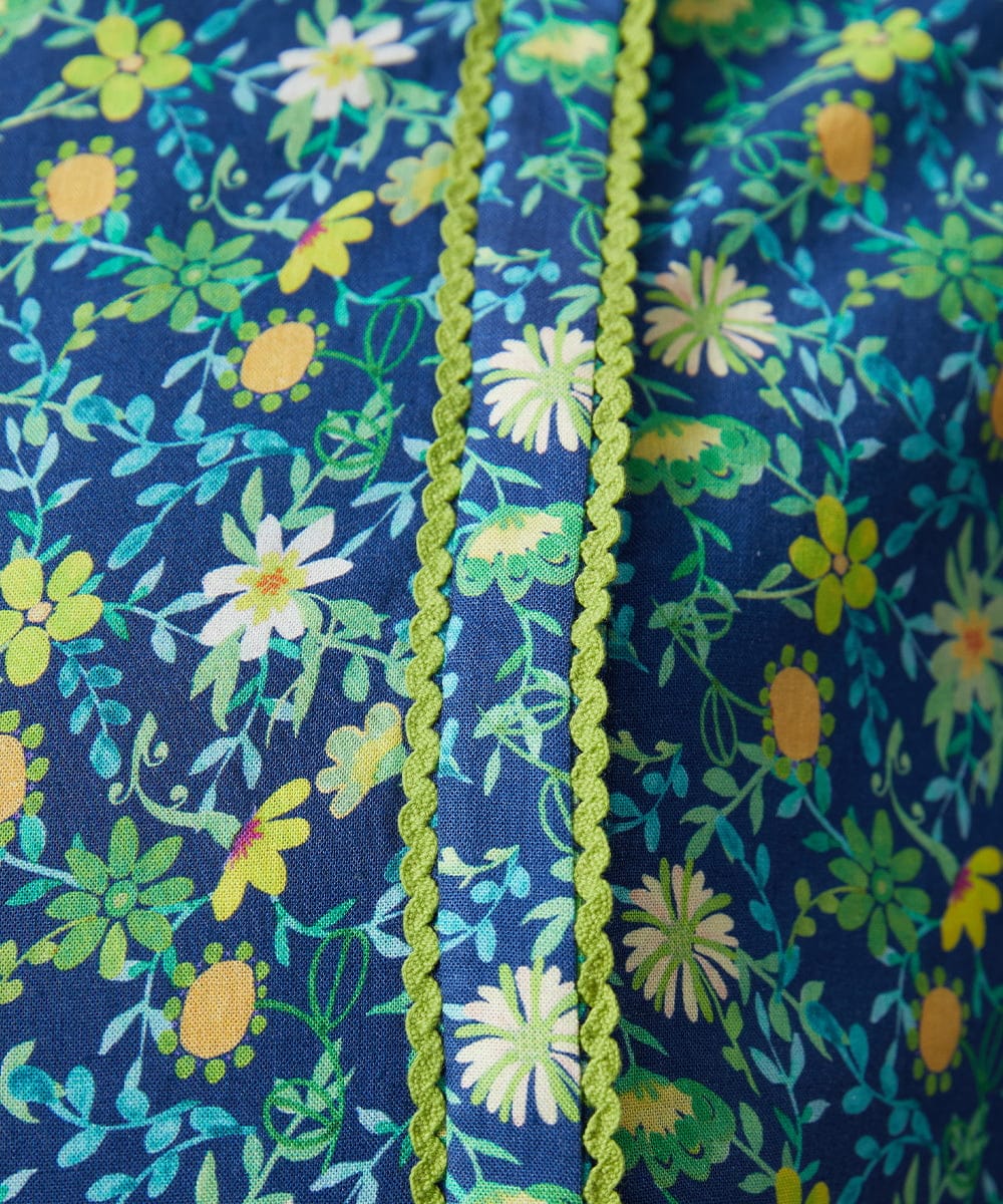 GJBFD30200 Jocomomola(ホコモモラ) Sancho Panza フラワープリントブラウス ネイビー