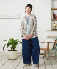 GJBFD30200 Jocomomola(ホコモモラ) Sancho Panza フラワープリントブラウス アイボリー