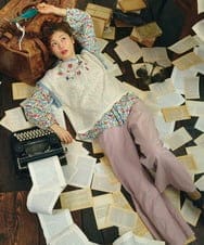 GJBFD30200 Jocomomola(ホコモモラ) Sancho Panza フラワープリントブラウス アイボリー